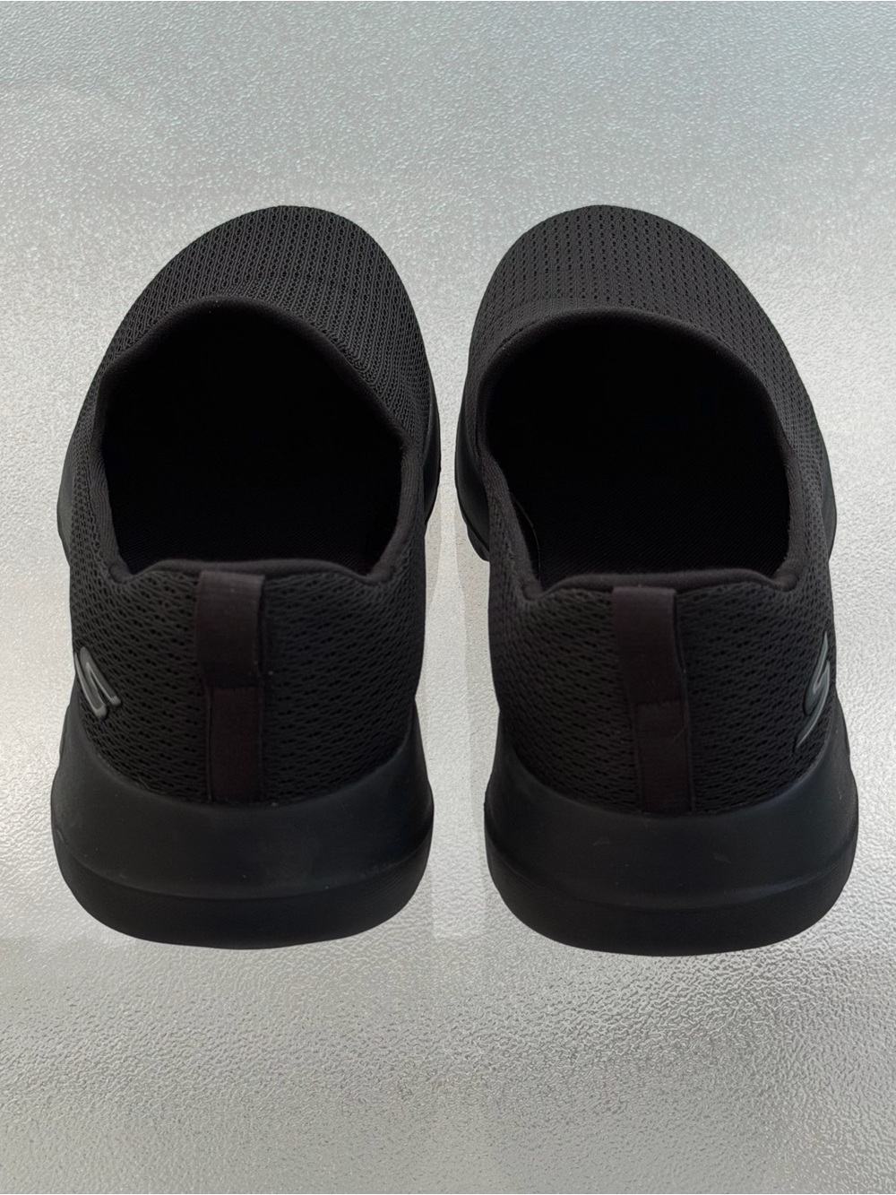 Skechers Go Walk Joy Aurora Black Eco-Friendly Slip-On Sneakers ~ Women’s 8.5 - Picture 5 of 9